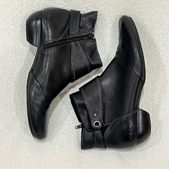 Taos Black Addition Leather Ankle Boot Size 9.5 - Picture 8 of 12